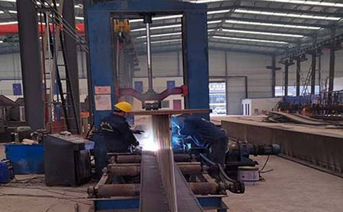 甘肃夏河夏河钢结构厂房建造前的准备工作 甘肃夏河夏河钢结构厂房建造前的准备工作